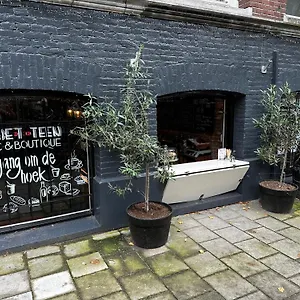 Couette-café Nine-t-teen Bed And Boutique, Amsterdam